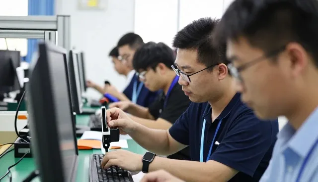 设计等服务满足不同客户的多样需求